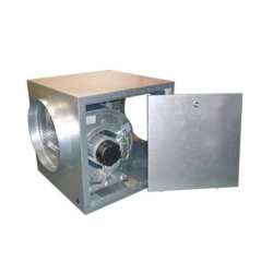 Caisson motorisé de ventilation monophasé pour l’extraction des fumées des cuisines de restaurant.